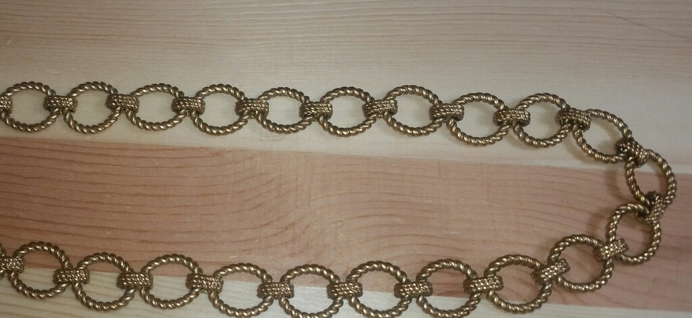 Ralph Lauren Textured Gold Plated Rolo Chain - Picture 6 of 8